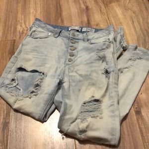 Light blue ripped jeans